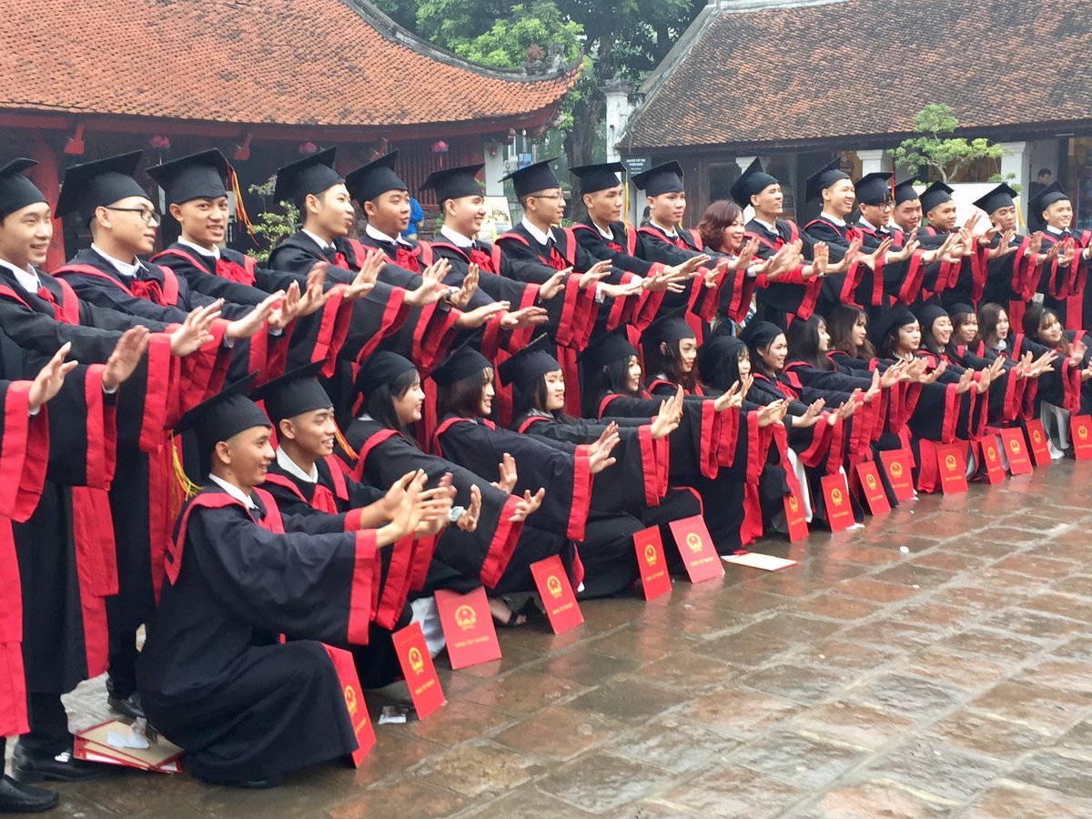 UnravelTravelTV's tweet photo. Leslie Graham, Unravel Travel TV visiting the Temple of Literature #Confucius in #Hanoi #Vietnam ASEAN Tourism Forum 2019 post event tour #ATFVietnam2019 #TravelByASEAN #ASEANTourismForum #TimelessCharm #VietnamTourism #ATF19 #MeanwhileinASEAN #ASEANPowerofOne #VietnamCharm https://t.co/lPNQNsq5jq