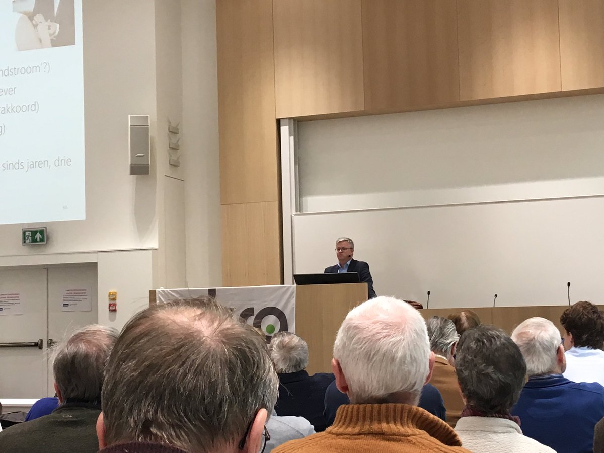 ASR_Odisee's tweet photo. Vandaag op de campus in Brussel: Carl Devos over de politieke actualiteit in volle verkiezingsstrijd. 

Check de volgende campuslezingen op https://t.co/iH7NwzXUQn. 

Gratis voor studenten!

@KU_Leuven @odiseehogesch https://t.co/wyDeZJ3ZSG