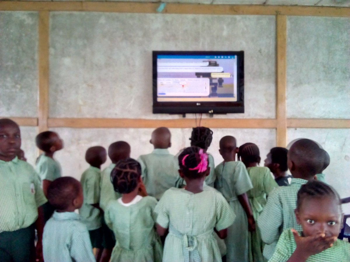 SYLMultimedia's tweet photo. Today, the SYL team was with the @iQuickHelp team to pilot the #BotBoard @ OAUStaff school, Ile-Ife, Nigeria. The kids had tonnes of fun talking to an AI powered Bot with questions like "where is OAU staff school", "what is Biology", "who is Mandela" @QuickAfrica @TalkingWebsite https://t.co/TO3IyX3lyZ