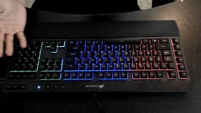 goheleot's tweet photo. 🚨Contest II NEW Video Alert 🚨 @moises_GymMou5e  reviews the @corsair k55 RGB keyboard. Check it out: https://t.co/6L7KipM7At https://t.co/I1Dk1kWb0r