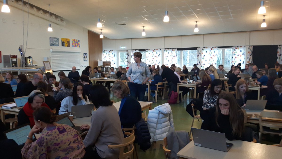 kvantjohanna's tweet photo. 80 lärare från tre skolor gör LIKA! #lidskol #detärhärdethänder https://t.co/va57GgiOsd