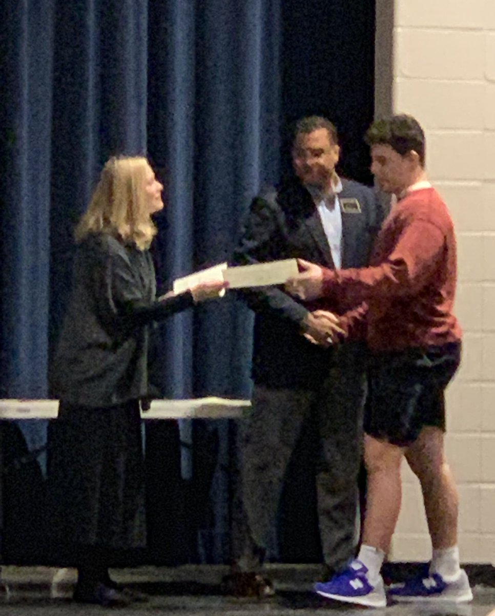 WHSRaiderFans's tweet photo. Congrats to the @WaltonRecruits that won the  Raider Pride Award for the 2019 Spring Semester #OwnTheMomemt @talbrill @julianbumper @grantjenson2019 #BenLyons not pictured @realzakrozsman @Jayan_Patel2 https://t.co/5sDdoQlTSF