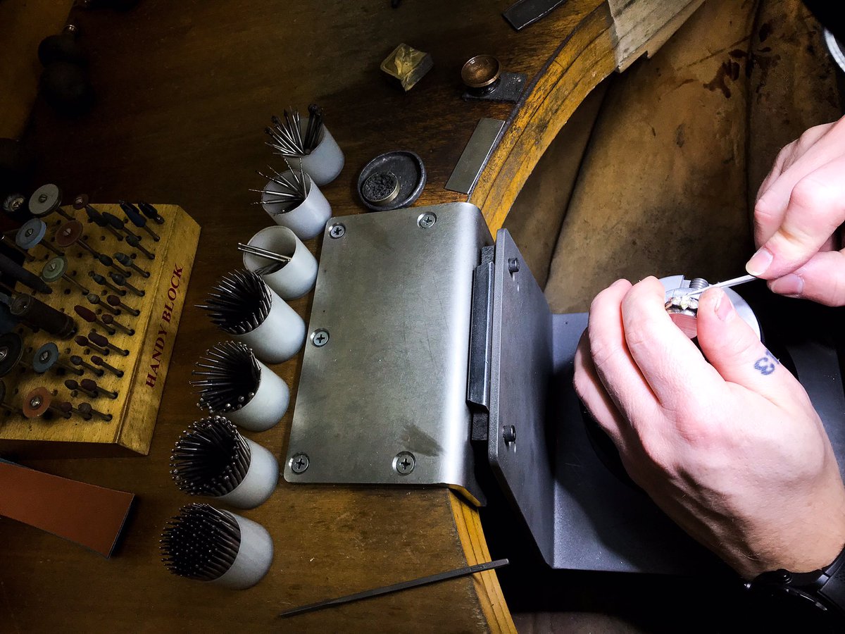 Setter’s-Eye View 🦅 #bespoke #CAD #Jewellery #setting