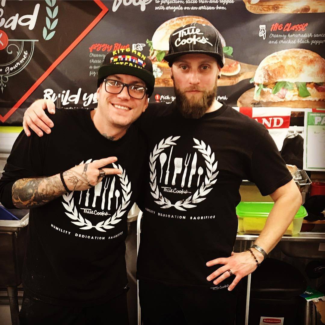 truecooks's tweet photo. All day everyday...
#truecooks #truecookstreetteam #truecooksfam #humility #sacfrifice #dedication https://t.co/dzgQxQfbj1