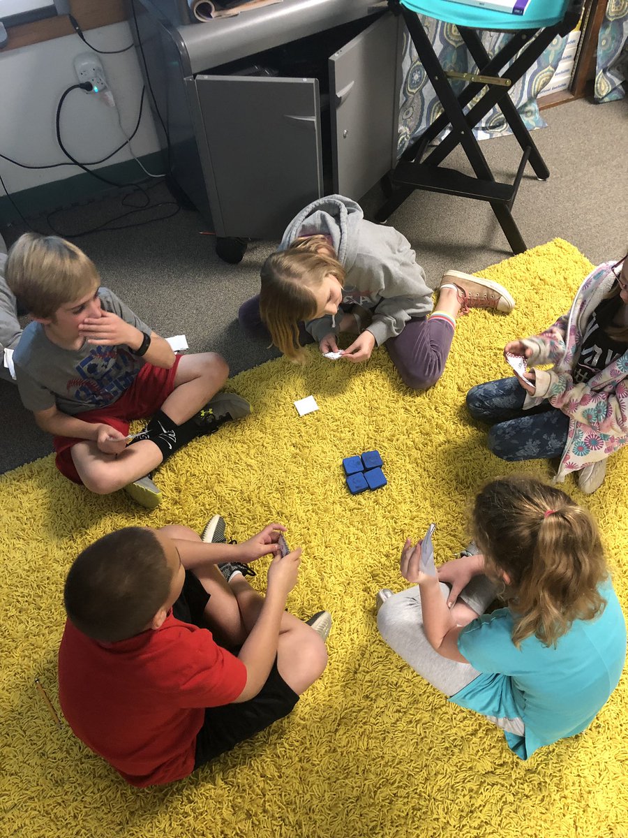 aesegdorf's tweet image. Spoons (erasers) with equivalent fractions! #legacyaes #aes3rd @aesgravley