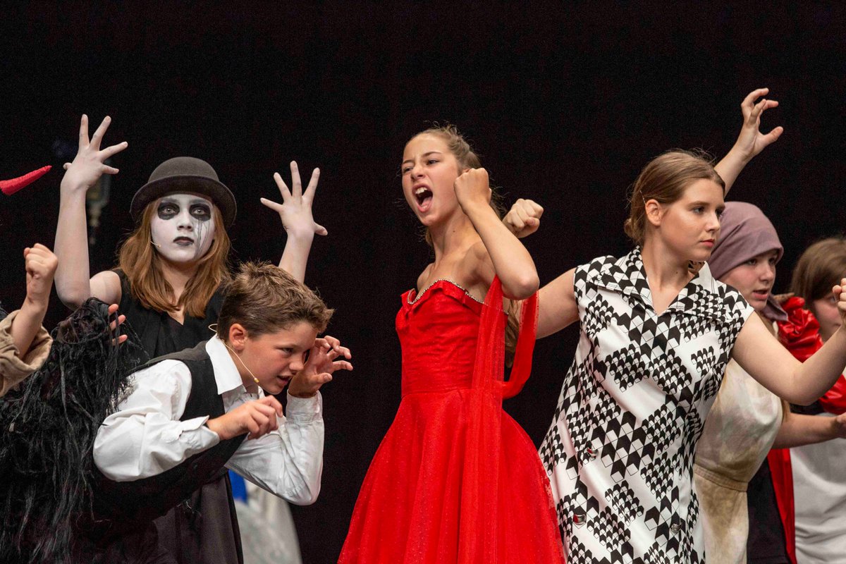 SbgFestival's tweet photo. Once again, the Salzburg Festival offers a colorful programme for children and young people this year, whether in the form of reduced ticktes or participation opportunities. Learn more: https://t.co/kSTsYmz5ov #youngopera
[📸© SF / Marco Borrelli] https://t.co/29keyOaAR9