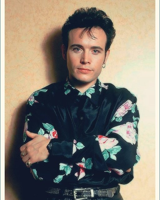 AntsPeople's tweet photo. Adam Ant (Source: Google Images Photographer: Unknown) #adamant #mrant #stuartlesliegoddard #90s #90sfashion #googleimages #unknownphotographer @AntsPeople https://t.co/CLr7JxrUMI