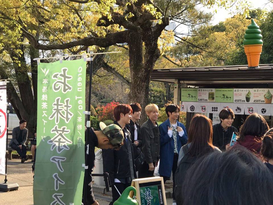 170412 >_____< Taeil, Taeyong, Doyoung, Yuta & Winwin spotted by OP at Japan tl film "NCT LIFE in OSAKA!" (2)