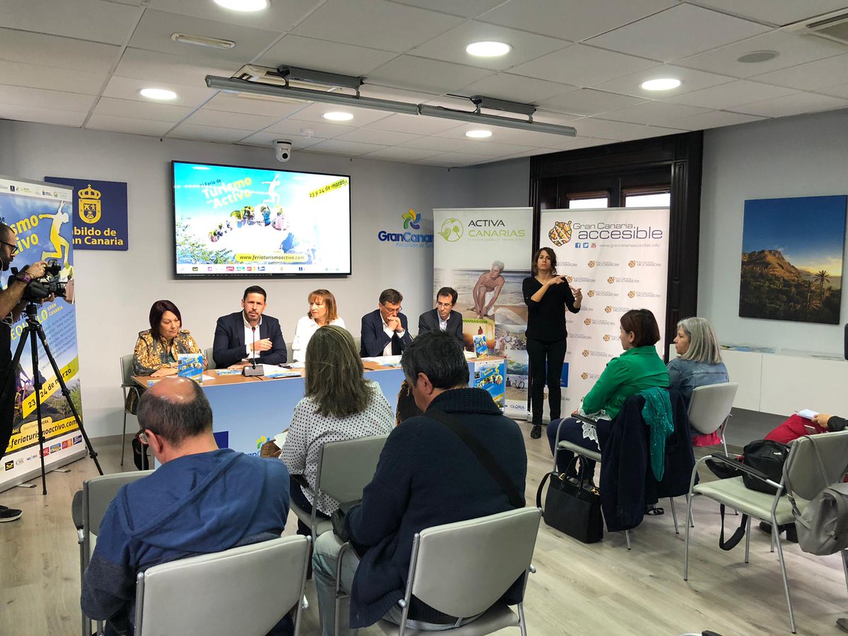 TurismoGobCan's tweet photo. .@hectorjsuarez participa en la presentación de la IV Feria de Turismo Activo de @valsequillogc y destaca que existen 1.094 empresas inscritas en @canarias_es adaptadas al nuevo Decreto, uno de los más completos de España https://t.co/CyOd7yYhpJ