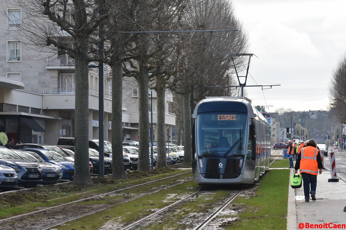 [Tramway] Avancement du projet - Page 15 D2BD1FBWkAA8NSx