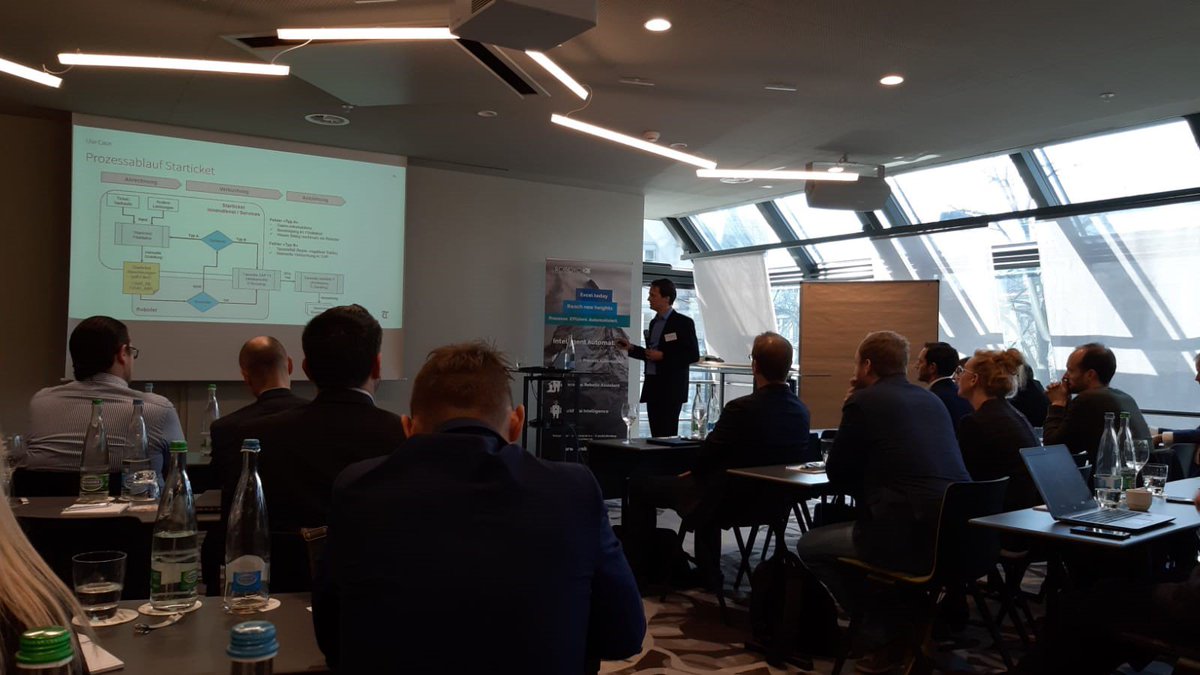 Roboyo_tweets's tweet photo. Now on stage, Roger Balmer - Head of Financial Accounting at @Tamedia - speaking about some key points regarding the implemention of RPA tools in the financial context. #DareToBeDigital #RoboyoSwitzerland https://t.co/2sV3UFenJS