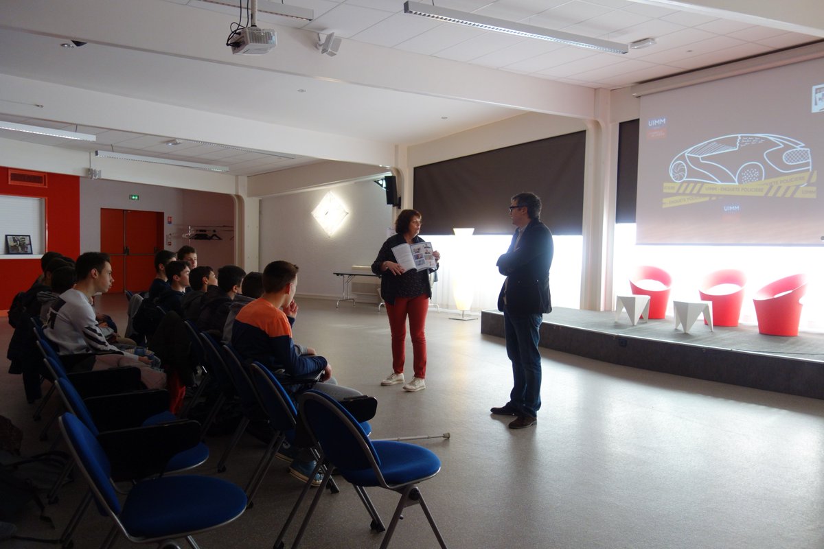 uimm_21's tweet image. [ 📢#SemaineIndustrie ]
Pour ce 2e jour de la Semaine de l'industrie, nous accueillons à nouveau une classe du collège Malraux ! 
➡️Ils ont pu découvrir des métiers industriels de manière ludique et les gagnants ont remporté des places d'Escape Game pour la salle #MissionSpatiale