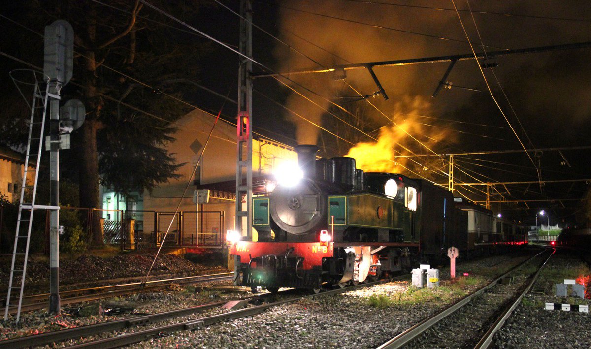 guiasturismoasturias.com/uncategorized/…
Por ser un PUNTAL del <a href="/Patindustrial/">Patrimoni Industrial</a>  en #Asturias,y con motivo de su 25 Aniversario....
Soy Feliz por el #MuseodelFerrocarrildeAsturias.