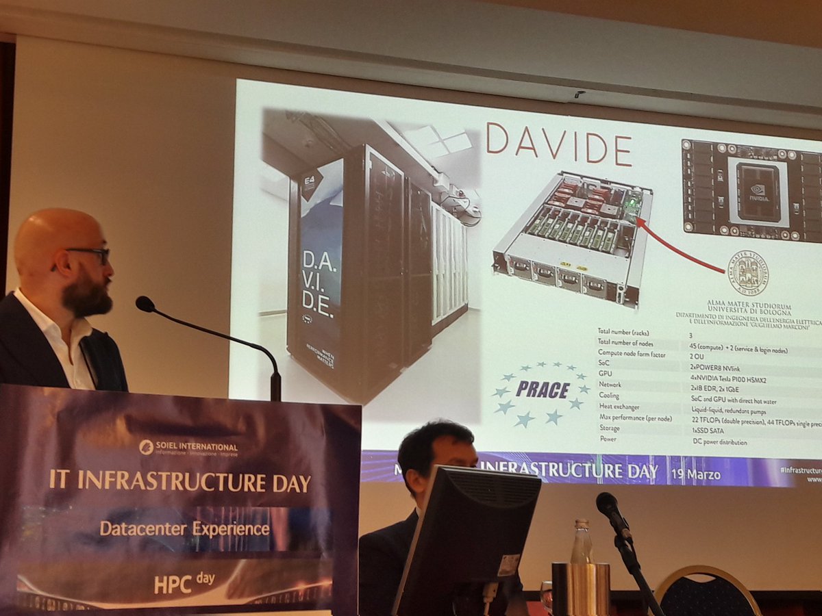 dynoz173's tweet photo. Eric Pascolo porta la fabbrica della simulazione @Cineca1969 a #infrastructureday19 https://t.co/ABq7Oj17kL