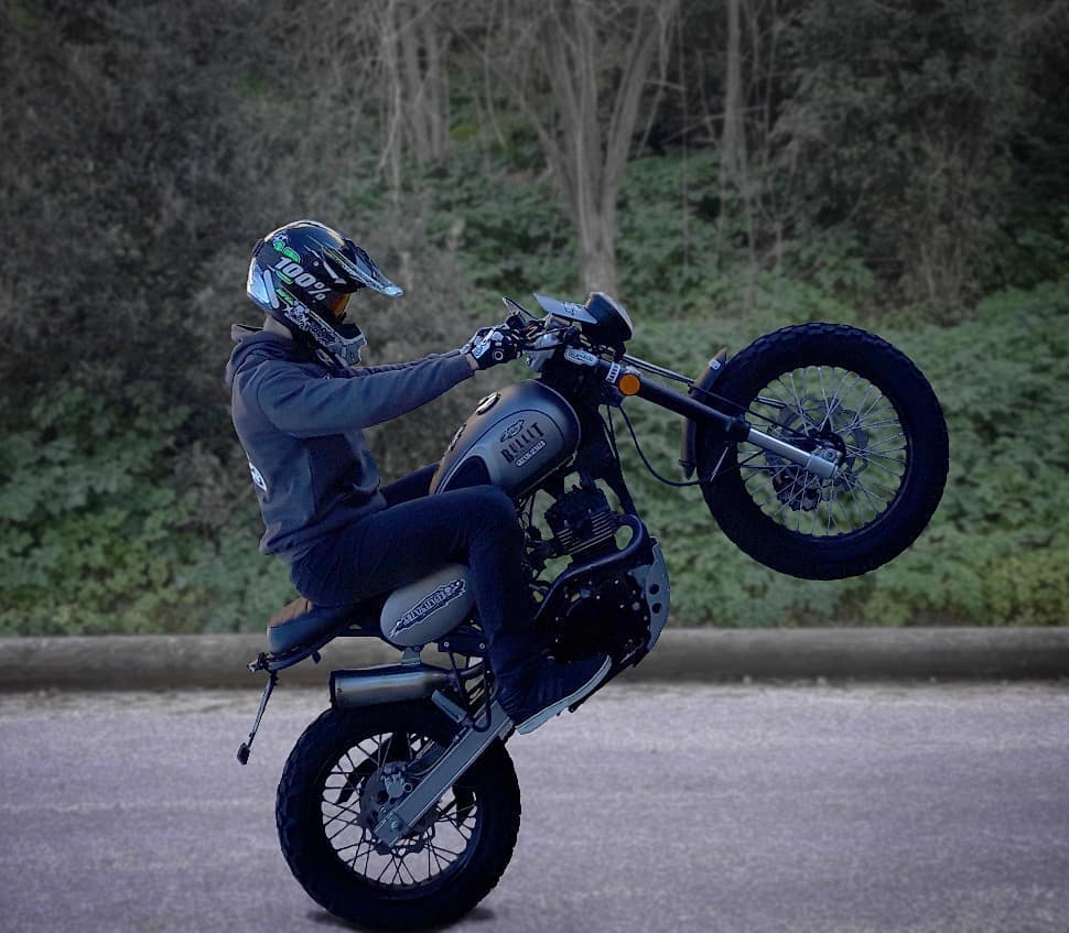 Anyone for a #WheelieWednesday?! 😜

Check out <a href="/Ravenite__/">Chris</a> on Instagram to see lots more!