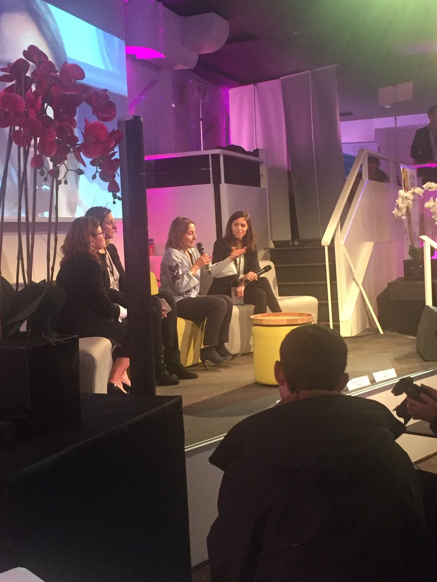 Forum des #achatsresponsables ⁦<a href="/Obsar_asso/">ObsAR</a>⁩ belle table ronde sur l’#EconomieCirculaire (et clin d’œil à mon ami ⁦<a href="/Guy_mm/">Guy Mamou-Mani</a>⁩ et tous les soutiens à #JamaisSansElles ) avec ⁦<a href="/SKerbarh/">Stéphanie Kerbarh</a>⁩ députée ⁦@enmarchefr⁩ N Paillon ⁦#ObsAR F Collot ⁦<a href="/PRAXY_SAS/">PRAXY</a>⁩