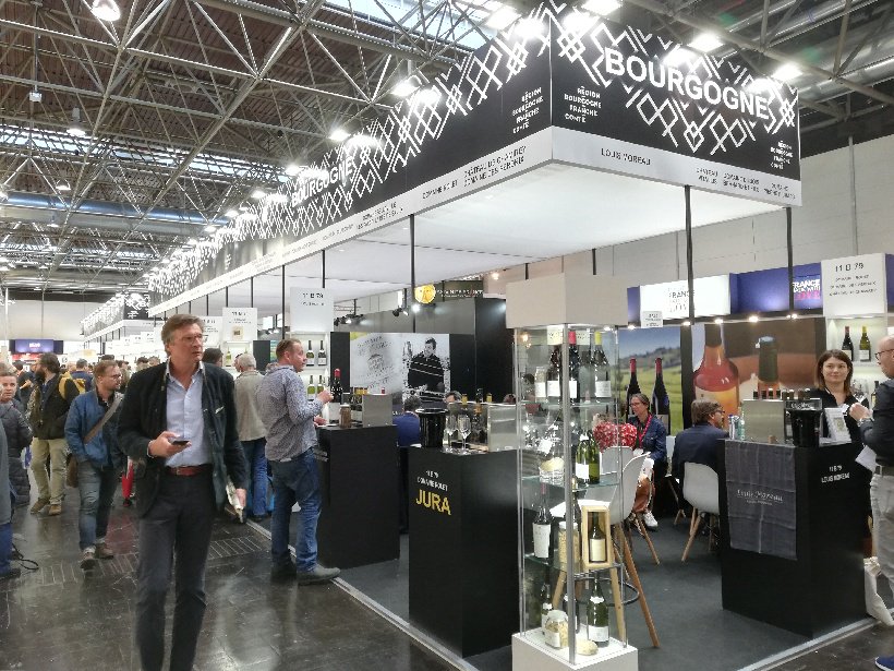NgcParis's tweet photo. @cci_bfc au salon @ProWein !
Stand by @NgcParis 
#conseil #conception #réalisation #standbuilder #salon https://t.co/arwutYItry