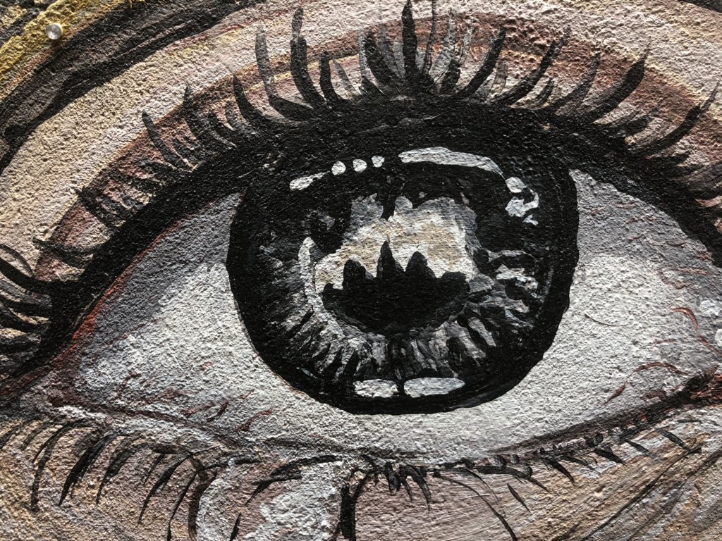 kpackteacher's tweet photo. ‘Artists are inspired by culture’ Learners exploring how artists show Cambodian culture in street art (pretty hip field trip, don’t u think?) @carney_dana @simontempletonz @JBanules @PypRachel #factoryphnompenh #streetart #ibpyp #hweo #g4pyp @ISPPCambodia https://t.co/wcLgaxcI6w