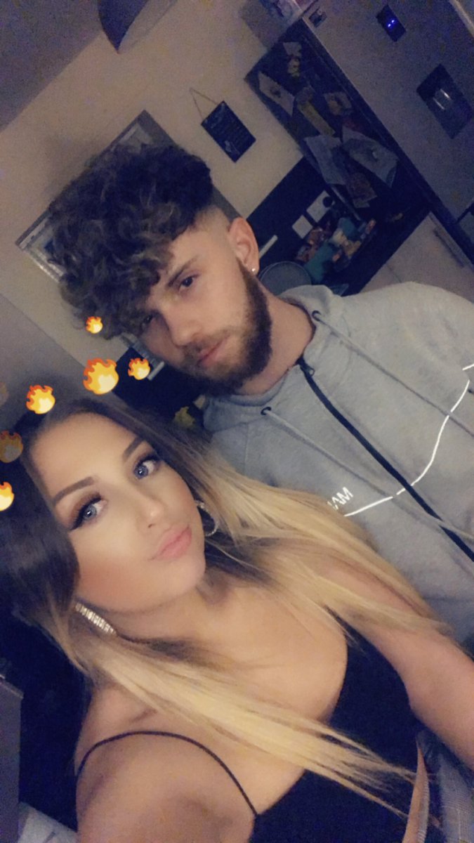 TeegaanX's tweet photo. @Camyclarke Happy birthday babe!❤️ https://t.co/ml1zP6fMxC