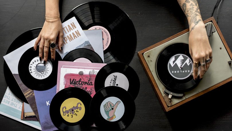 BFsbtech's tweet photo. Thanks for taking time out of your bussy days to stop and look at our  new social media platform for our up and coming viynl records buissness in tunbridge wells. Please alwasy feel free to pop in  and browse. Open Monday-Saterday 10:00am-5:30pm #Kent#Music#TunbridgeWells#Vinyl https://t.co/JLmrhchdid