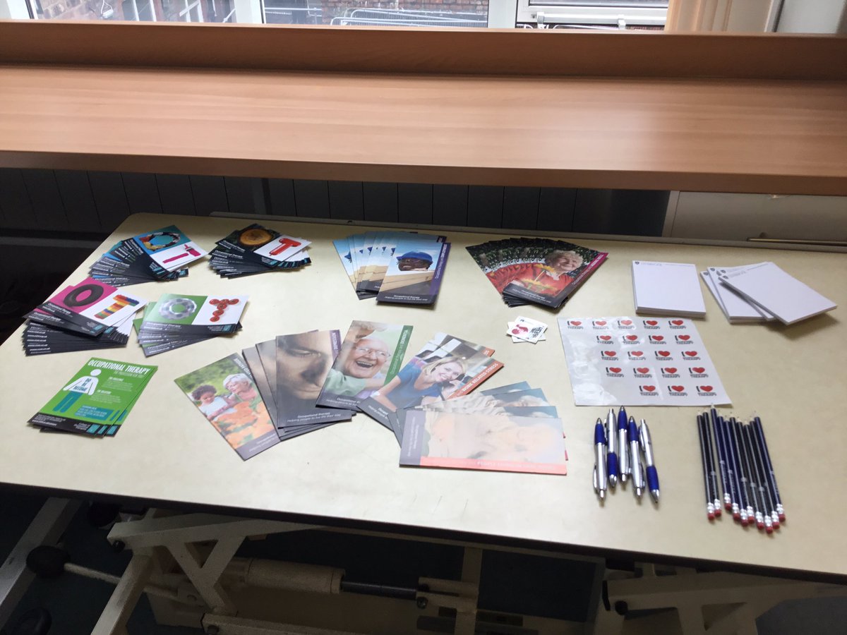 OTLiverpool's tweet photo. We’ve had a great morning introducing year 9s from @CaldiesSchool to occupational therapy @LivUniHealthSci. Very much enjoyed hearing about your meaningful occupations #makingtoast #xbox #beingcool https://t.co/BMuGT5by72