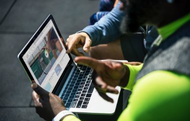 bitnl's tweet photo. ✍️Artikel 13: Copyright wetgeving bedreigt open internet. Lees het gastblog van @rejozenger en @Ezsther van @bitsoffreedom hier: https://t.co/zO4x8kuC2f #internetfilter #artikel13 #Pledge2019 https://t.co/iutZtFoW4w