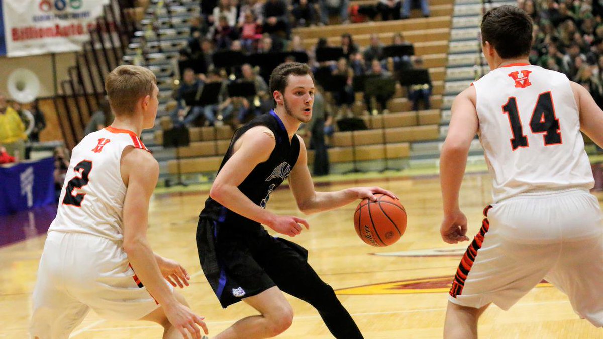 B-E's Big 3 complete spectacular three-year run: Three Husky seniors will continue careers at DWU trib.al/5Z8eTHX