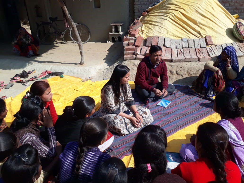 tini_tatatrusts's tweet photo. Interaction with the SHG women to know their understanding of #nutrition, healthy eating habits and affordability. Assessing community’s response towards new products and their sales approach.
We are about to commence #GoMo sales in #UttarPradesh
#HealthyEating #GoMoDal https://t.co/mtV24ghA9A