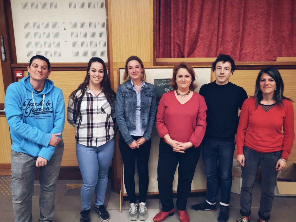 EquipeFermat's tweet photo. #femmessciences82
Merci à Anne Rougée et Maxime Denis pour ce spectacle "Elle est mathophile" de la comédie des Ondes. 
#MathsOccitanie

@ComedieDesOndes https://t.co/3tuNB7L8ZN