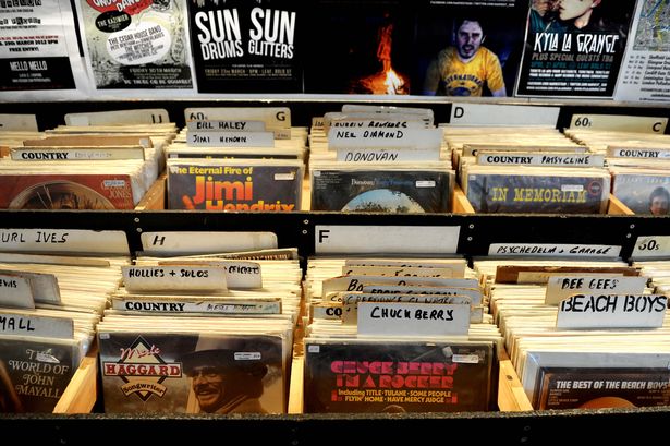 BFsbtech's tweet photo. Bundles from our most recent Sale will continue to be sold and a competative rate full time due to the popularirty that you all showed for them.#Music #Vinyl https://t.co/Lkcwzuw0PR