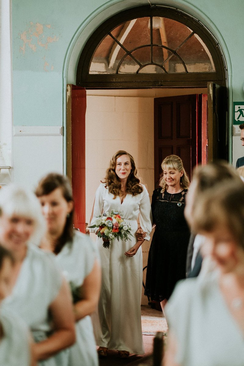 We didn’t do anything just because 'it’s tradition', we thought about the reasons and history behind those traditions and whether or not the traditions meant something to us – and if we didn’t like them, we didn’t do them.  Katy, Love My Dress Bride
lovemydress.net/blog/2019/03/f…
