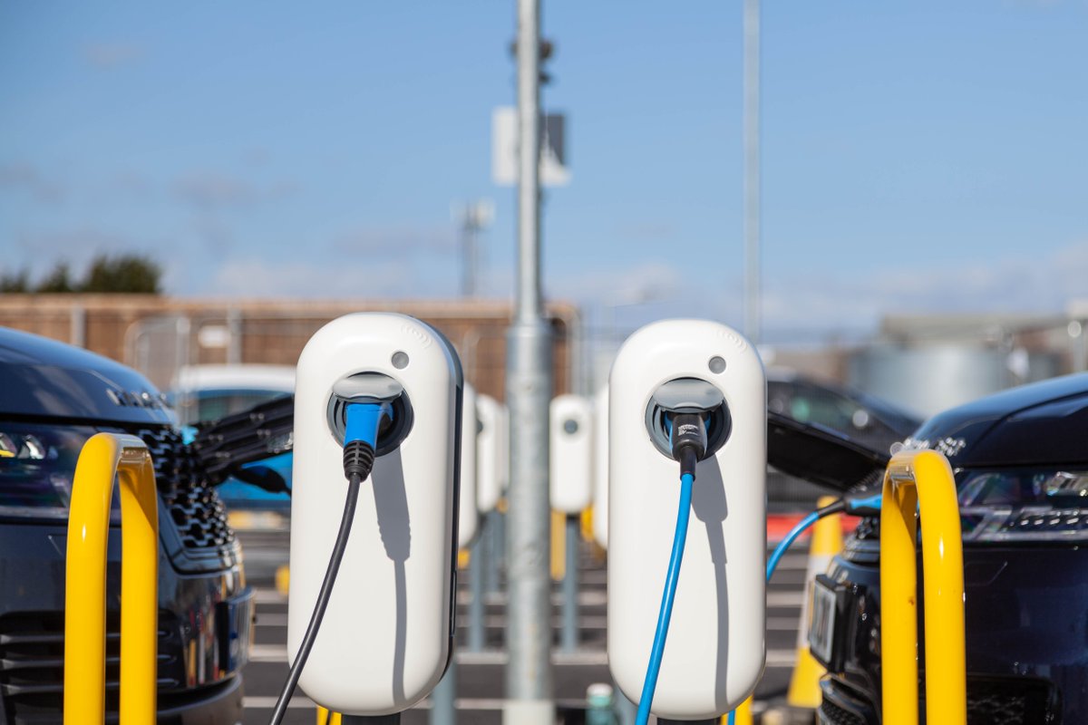Research shows that 40% of electric car charging in Europe occurs at work, so we have installed 166 smart charging outlets for electric vehicles at our Gaydon engineering centre. Read more: bit.ly/2FhImCD

#EV #Electric #PluggedIn