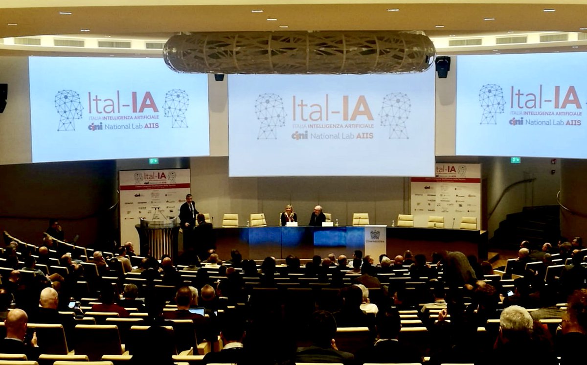 AutomateEu's tweet photo. @2019Ital, the first Italian National Conference about #ArtificialIntelligence. Today the presentation of the workshops results and the contribution of Italian/European Institutions for the National strategy on Artificial Intelligence. https://t.co/Gg8NC6GyfG