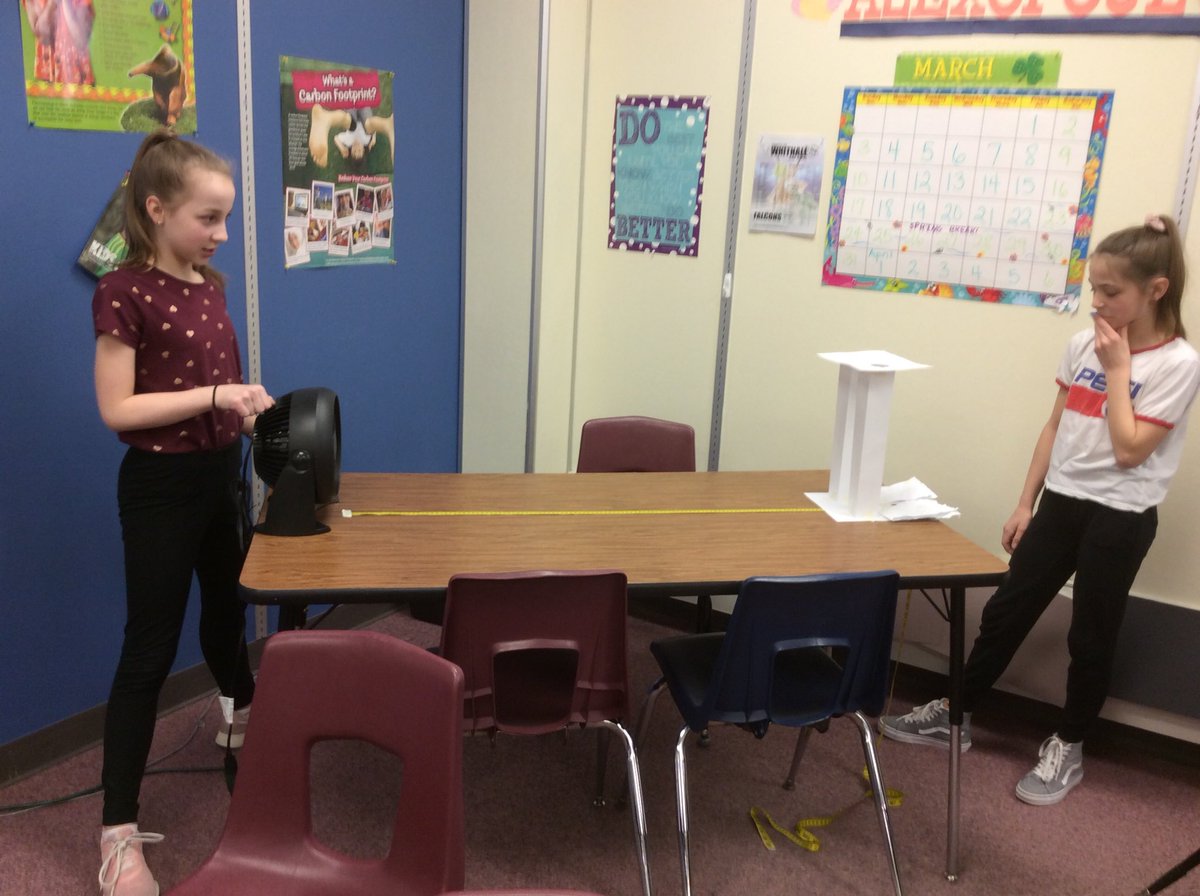 WMSpalexopoulos's tweet photo. Windy City Tower STEM Challenge #whitnallpride https://t.co/L9apGEah4I