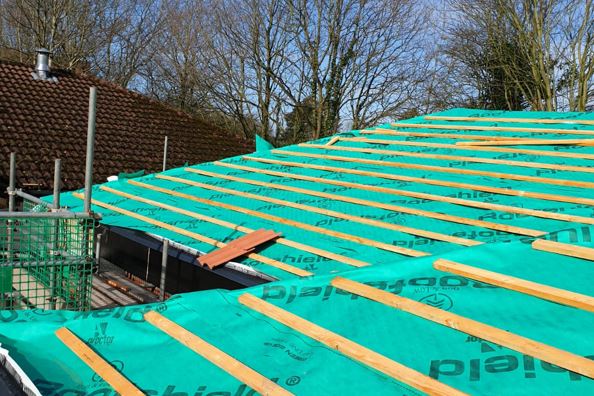 Did you know?
If you replace over 50% of your roof #BuildingRegulations approval is needed. If no approval it may affect property sale and can lead to enforcement action.  
For more info 01772 625400 or bldcontrol@southribble.gov.uk guidetorenovatingyourhome.co.uk/lancashirewest #SouthRibble