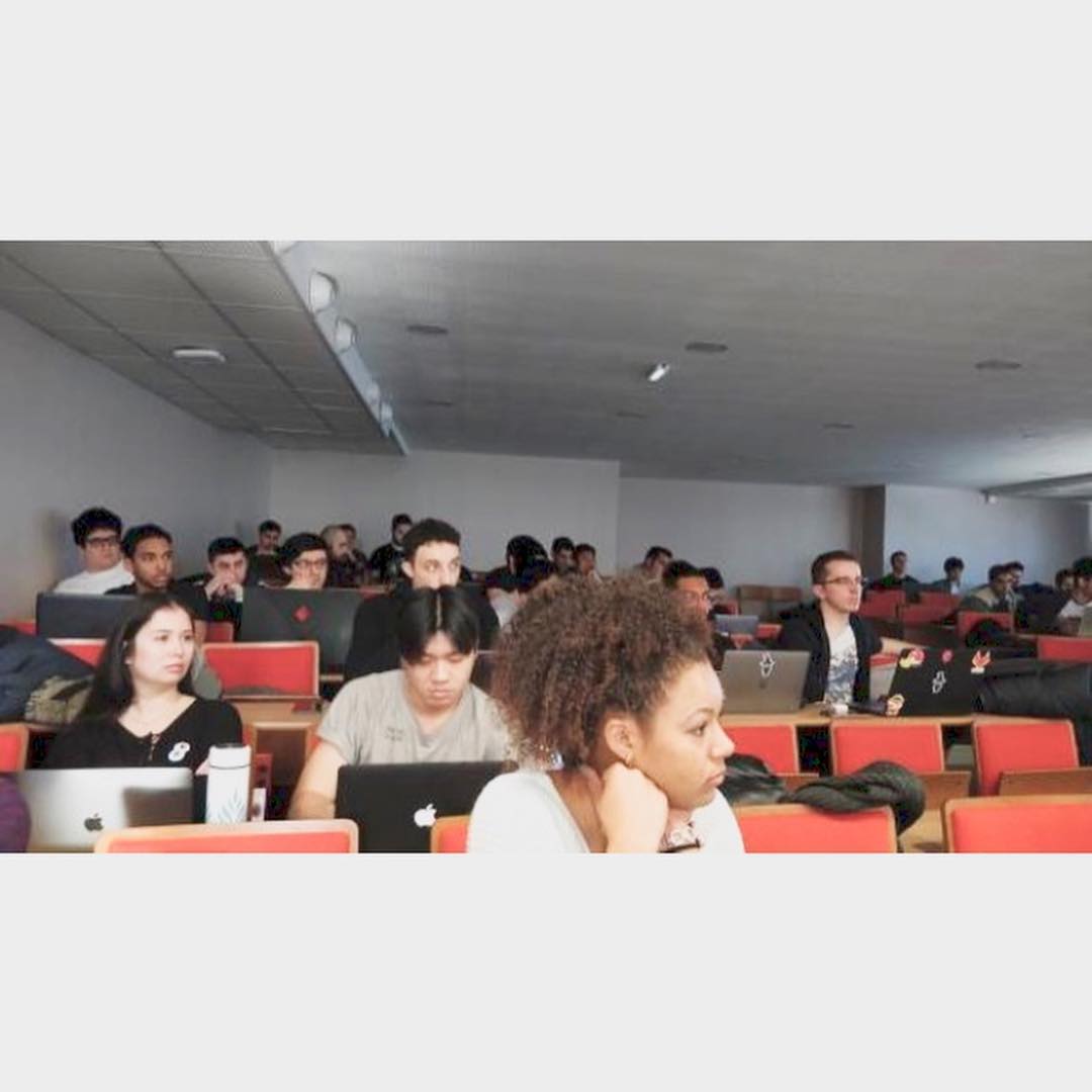 ESGI's tweet photo. Day 2 du #hackathon 2019. Au programme de cette journée pour les étudiants de l’ @ESGI , l’ @ICAN_Paris , l’ @ECITV_Paris et @psva_paris :
- Conférence technique du client @resoneo :
- Réalisation du projet avec des coachs.
#resoneo #gesdiw #dataviz #innovation #challenge https://t.co/PCesYvsOBM