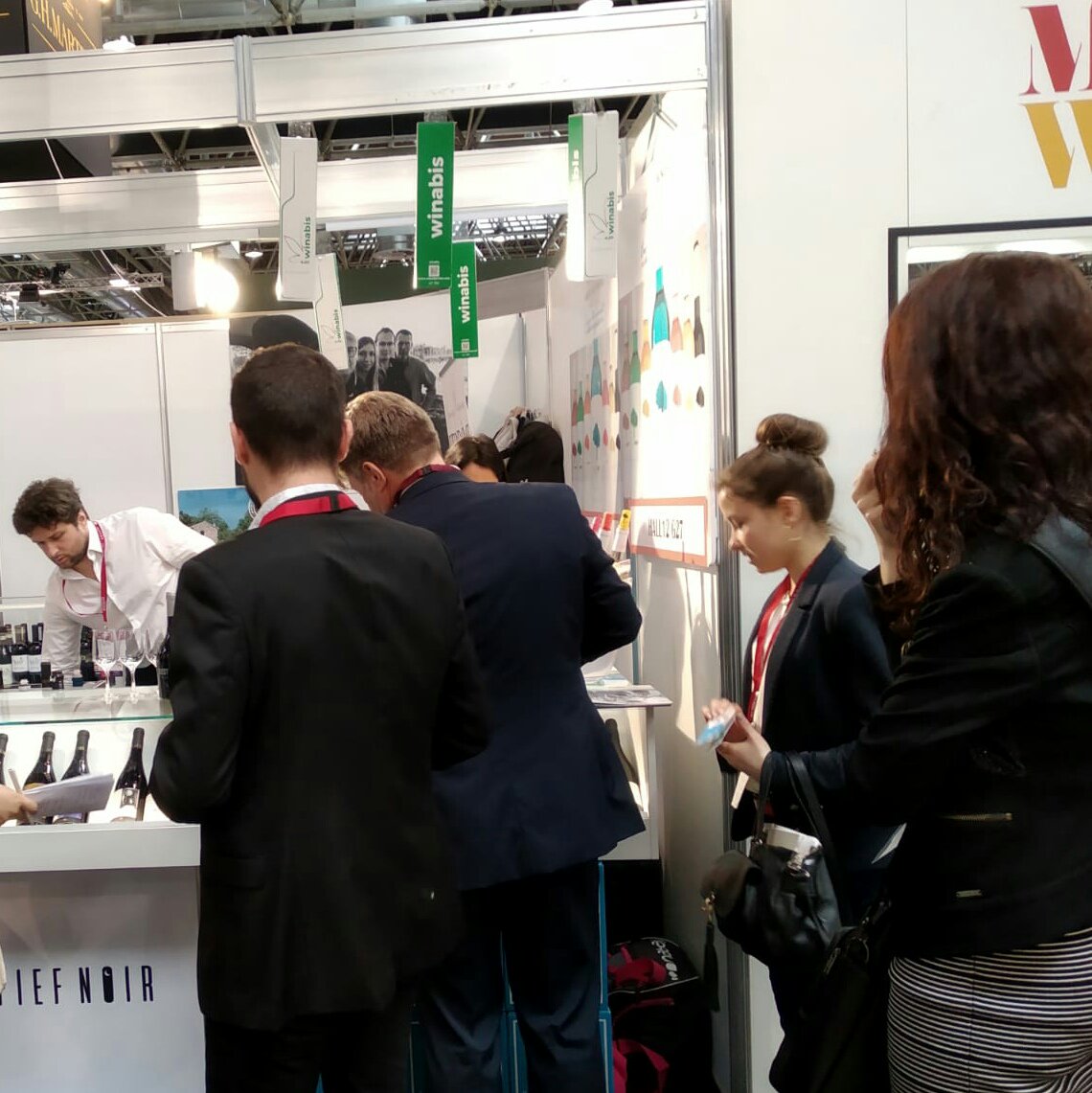 BodegasSantaMar's tweet photo. Last day at the #Prowein fair.
If you have not visit us yet, come and discover our colorful wines #PasionWines and our #cannabis wine
#EnjoyTheMoment #SantaMargarita #PasionWines
.
.
.
#colorfulwines #gourmet #foodie #bluewine #vinoazul #colorful #wine #winelovers #vinbleu https://t.co/8ll7HWFr8D