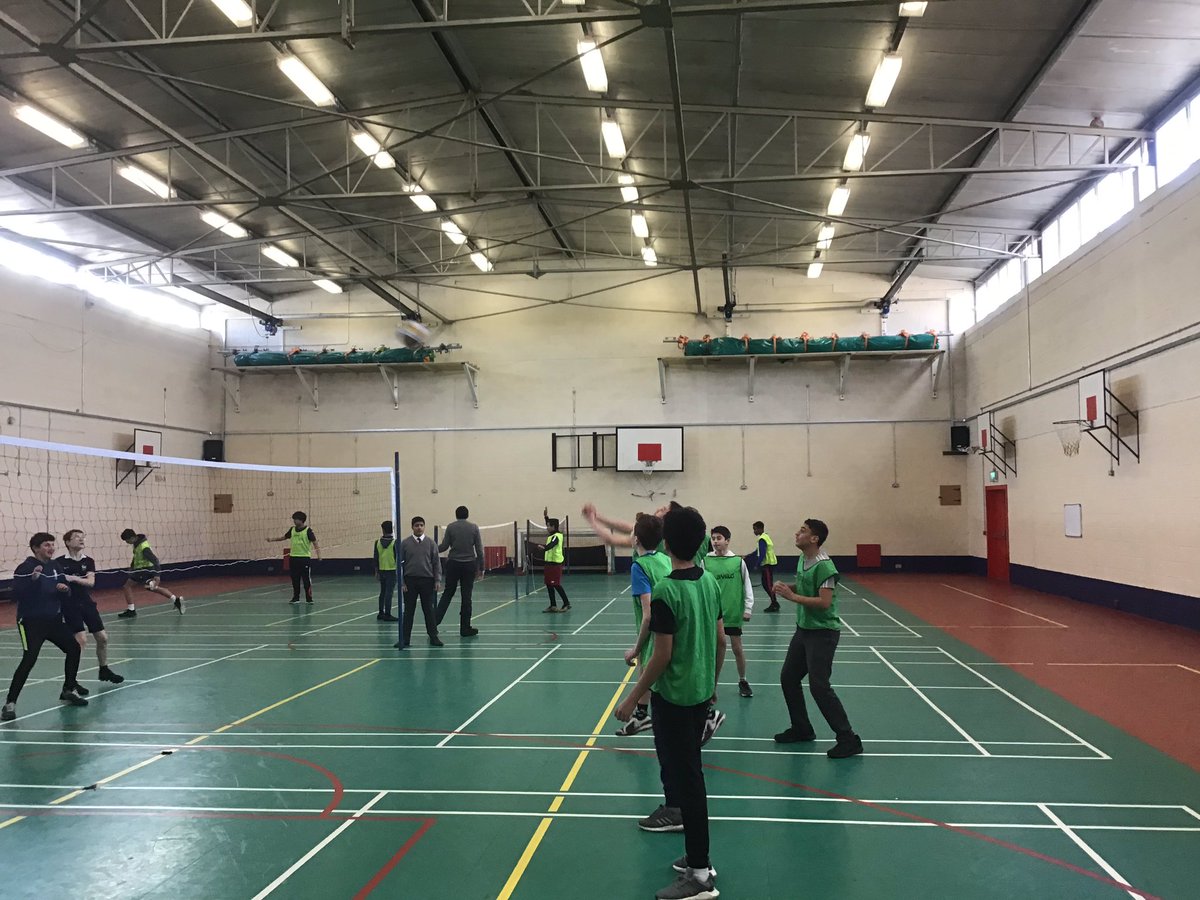 DeDepartment's tweet photo. Game Day. Our 2nd Years playing Volleyball in PE today. A time to practice the skills they have learnt over the last few weeks. #Serve #Set #ForearmPass #Spike #Block.
@Vball_Ireland #Volleyball #PE @sportireland @PEAI_IRELAND @ActiveFlag @DeLaSalleCtown #tgfu https://t.co/lHZ0xlSInL