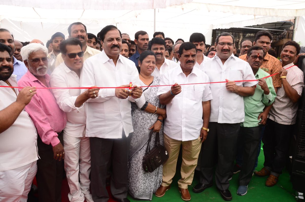sj_9588's tweet photo. టీన్జ్ఓస్_హైదరాబాద్_జి��్లా_రక్తదానం_కార్యక్రమ్ https://t.co/FUGzaQCJQQ