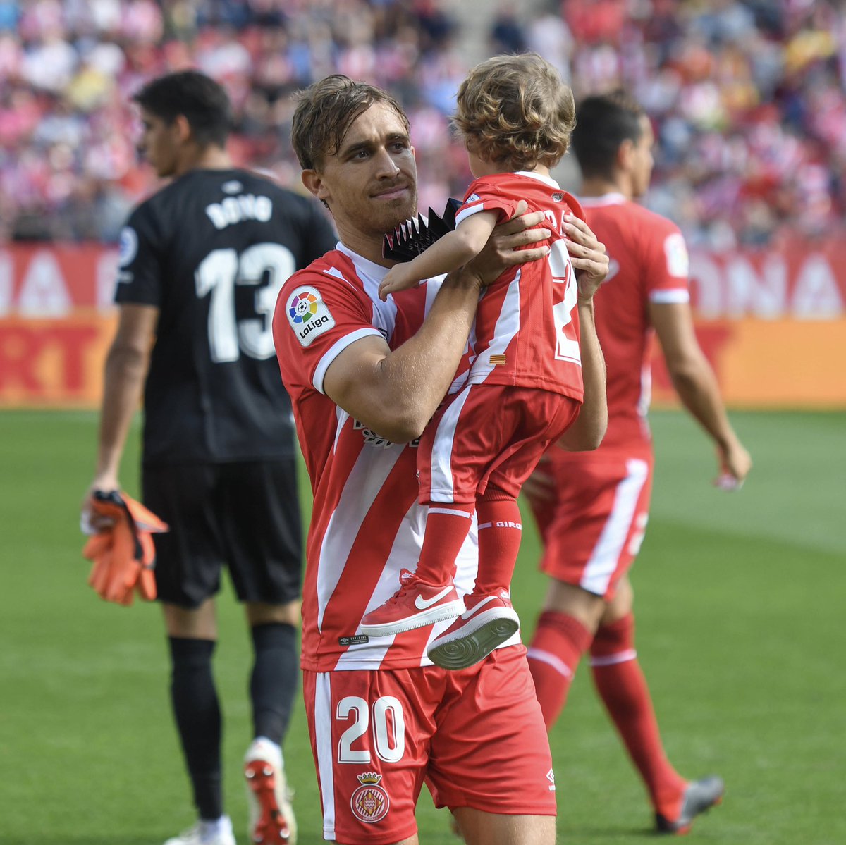 ❤ Feliç Dia del Pare!
#DiaDelPare 🤗