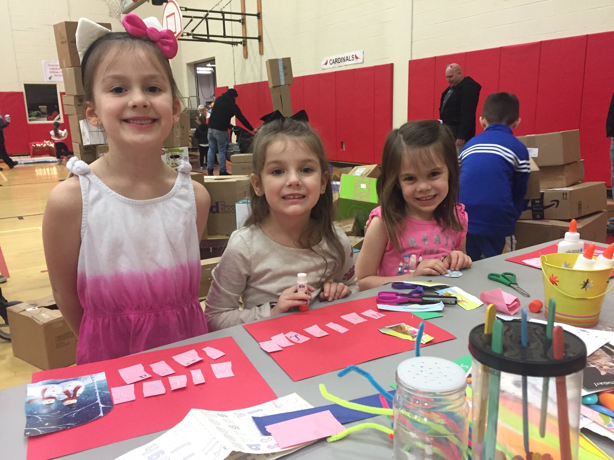 IU20EIPSSuper's tweet photo. Fly In Early Event last week- Collaboration at it's Best. Our EI staff worked together with Poc. Mt. SD and community  partners to connect with families and to get them ready to Fly into Kindergarten.  Huge thanks to Miss Jess, Miss Kristen and Mary @MTDumas59  @ColonialIU20 https://t.co/aPkO34qswh