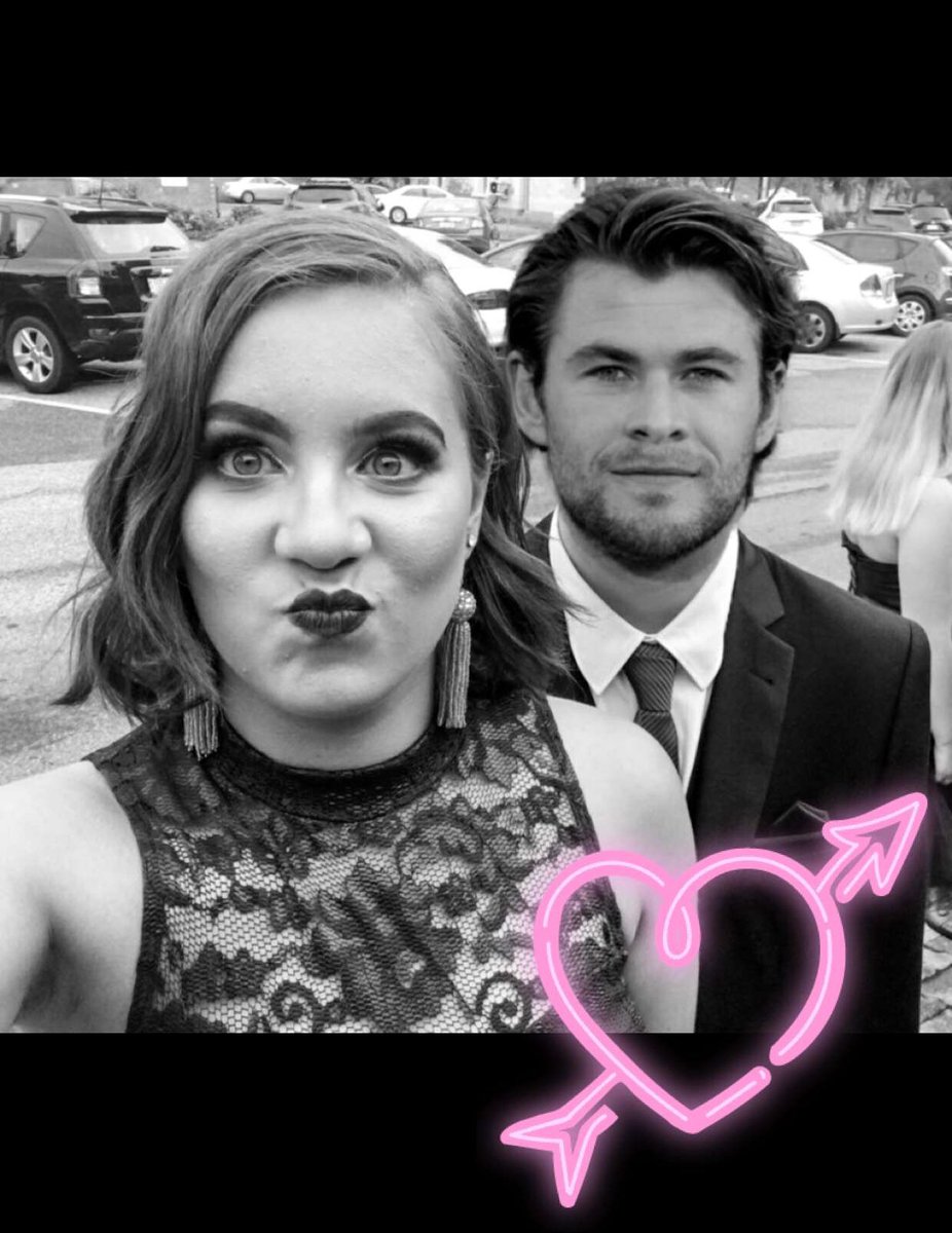 BreePaige10's tweet photo. Found myself a new man @chrishemsworth https://t.co/gPKb90ex7e
