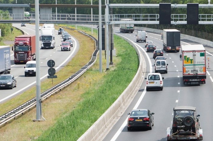 #ONGEVAL E19: noodherstelling aan #E19 ter hoogte van Brecht-Loenhout is uitgevoerd, rijbaan is terug open voor het verkeer.