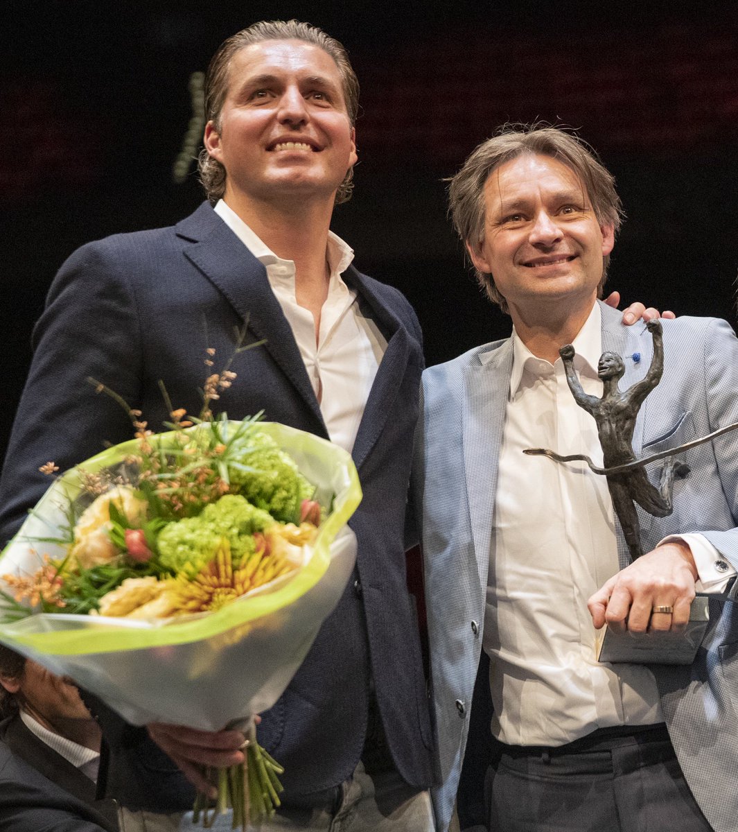 Gisteravond maakte <a href="/pvdhoogenband/">Pieter van den Hoogenband</a> tijdens het jaarlijks Topsport Community diner de winnaar bekend van de Topsport Community award 2019. De eer ging ditmaal naar bondscoach shorttrack Jeroen Otter.