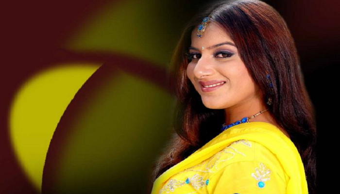 Kannada Actress Pooja Gandhi Biography: Age, Movies, Family, Husband, Net Worth & Unknown Facts iiQ8