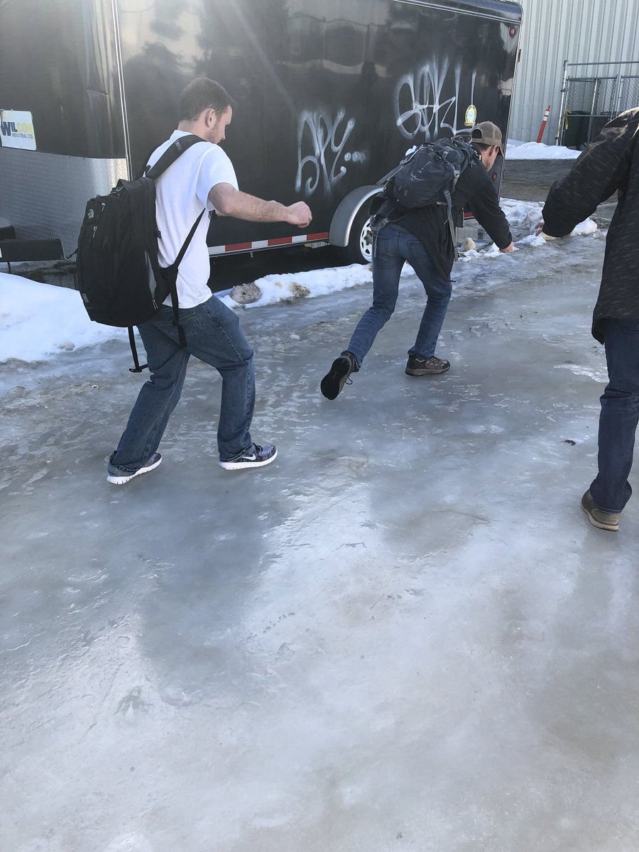 Surprisingly no one has fallen!