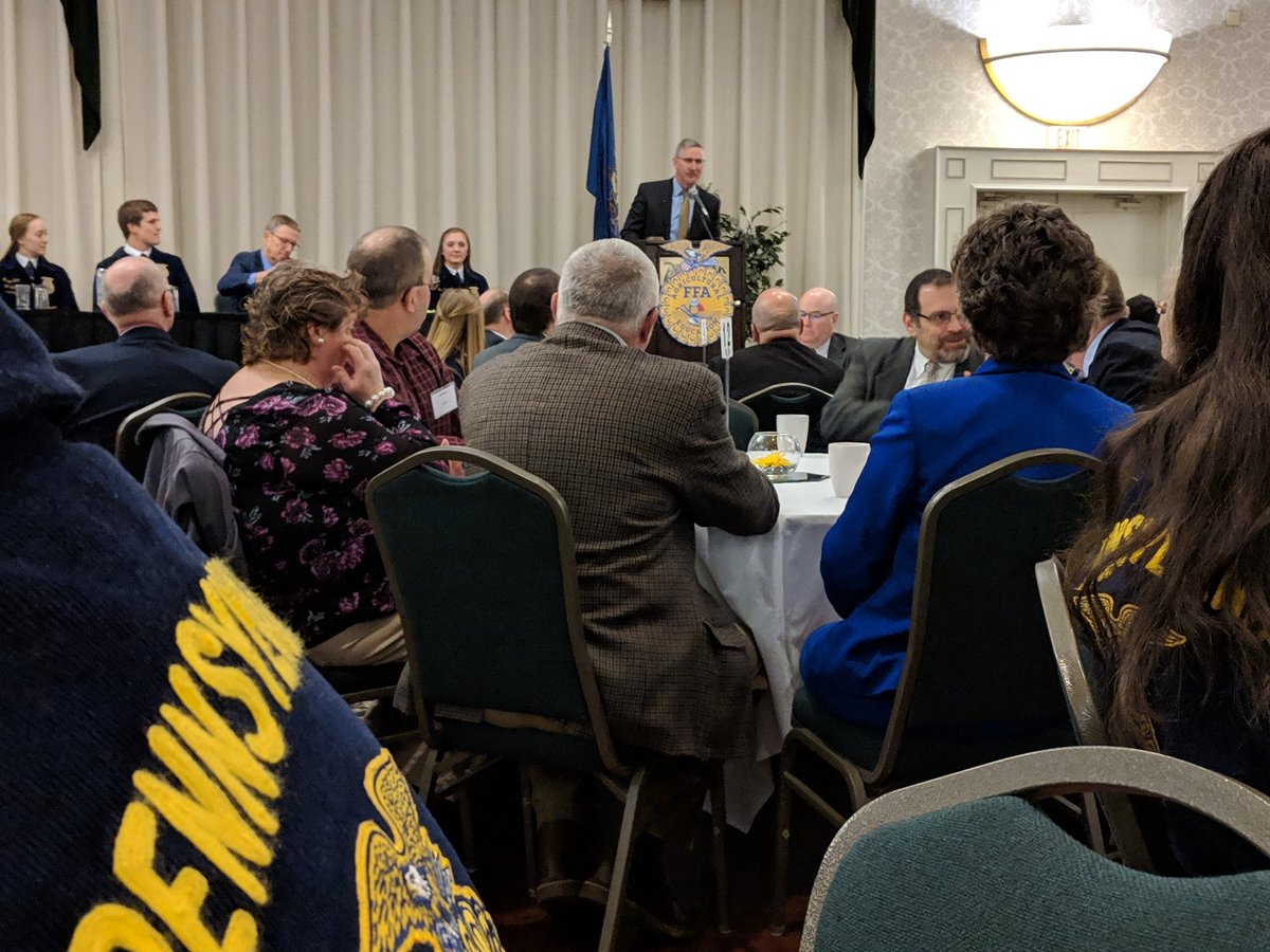 sb_royer's tweet photo. Thanks for coming to the @FFAPENN #SLLCAgents conference Representative Picket and PA Secretary of Ag Redding @PAAgriculture @PADeptofEd #AthensPAFFA @AthensAreaSD @athenscats https://t.co/RbRIqcEjgd