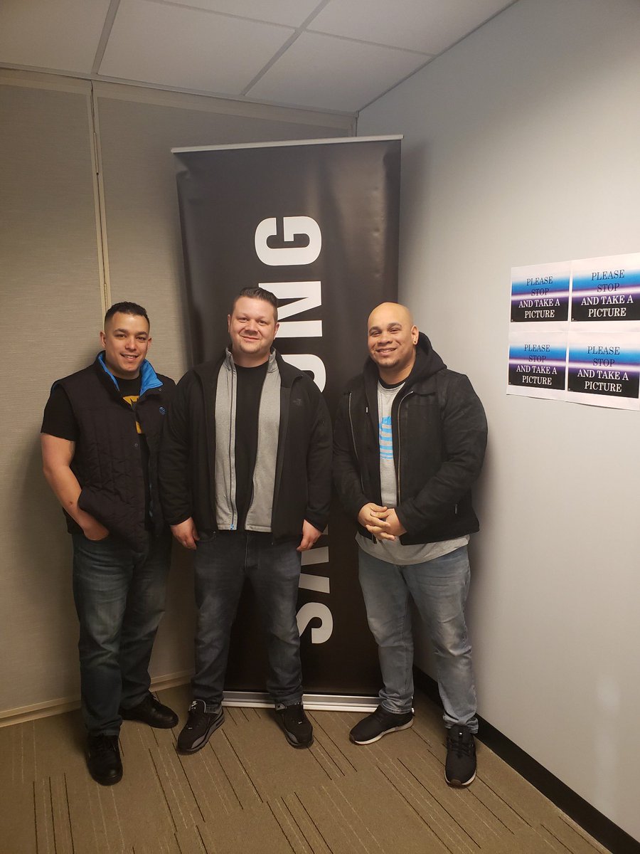 Had to stop by #samsungprotrainingboston before heading on vacation! #SamsungGalaxyS10 #OurNE shoutout to @atlmillin &amp; <a href="/Shawn89636258/">Shawn</a> for having us. @SeanParkinson82 <a href="/CarolWalsh01/">Carol Walsh</a> @ATT_MIKE_G