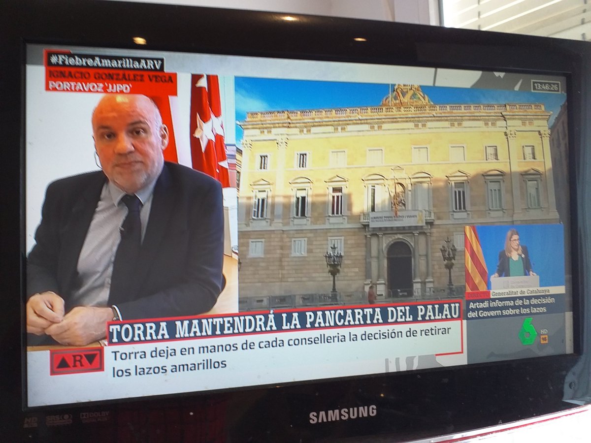 Desde hace algún tiempo (creo que desde el 8M 2018), en <a href="/DebatAlRojoVivo/">AlRojoVivo</a> siempre hay tertulianAs, habitualmente 2 (de 6). Pero siempre que lo veo, todos los expertos que aparecen son hombres. ¿Alguien tiene datos? <a href="/onsonlesdones/">#onsónlesdones</a> <a href="/ArgeliaQueralt/">Argelia Queralt Jiménez ⚖️👩🏽‍💻🗺</a> <a href="/CyM_tw/">Clásicas y Modernas</a> <a href="/ADPCdones/">Associació de Dones Periodistes de Catalunya</a> <a href="/HablanTodoEllos/">#HablanTodoEllos</a>