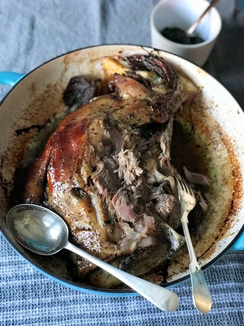 welshlambbeef's tweet photo. A tutti i papà buongustai, cuochi o semplicemente affamati all'ascolto dedichiamo questo delizioso piattino perché possano festeggiare la loro giornata alla grande! Evviva i papà!
https://t.co/epPO5yjN4C
#semplicementegallese
#festadelpapà 
#agnellogallese https://t.co/WG9I4itAvR
